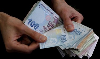 SGK ’da Tek Evrak Yeterli! En Az 5 500 TL Emekli Maaşı! 25 Yıl Evli Kalan Ev Hanımlarına Emeklilik İmkânı